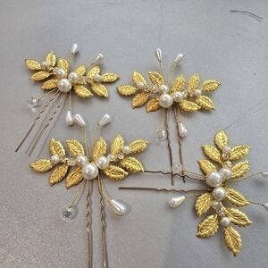 Handmade Bridal Gold and Pearl Leaf Hair Pins Glam Wedding Bride Headpiece